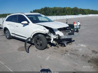 KIA KIA NIRO LX