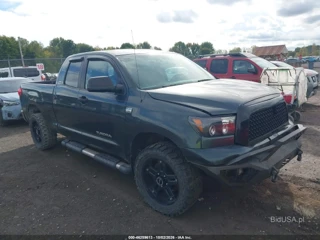 TOYOTA TOYOTA TUNDRA SR5 4.7L V8