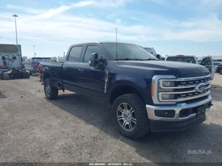 FORD FORD F-250 LARIAT