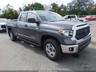TOYOTA TOYOTA TUNDRA SR5