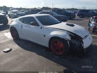 NISSAN NISSAN 370Z TOURING