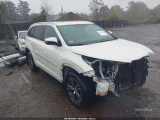 TOYOTA TOYOTA HIGHLANDER XLE V6
