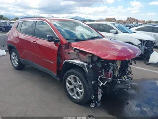 JEEP JEEP COMPASS LATITUDE 4X4
