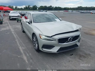 VOLVO VOLVO S60 T5 MOMENTUM