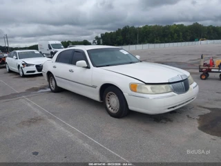 LINCOLN LINCOLN TOWN CAR EXECUTIVE