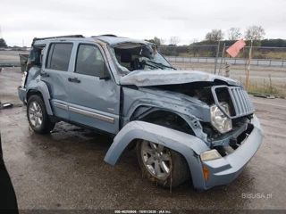JEEP JEEP LIBERTY SPORT LATITUDE