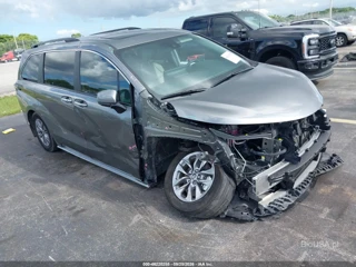 TOYOTA TOYOTA SIENNA XLE