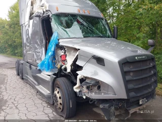 FREIGHTLINER FREIGHTLINER NEW CASCADIA 126