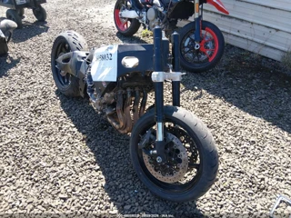SUZUKI SUZUKI GSX-R750