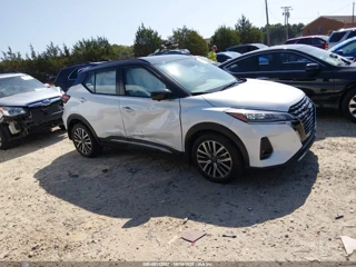 NISSAN NISSAN KICKS SR XTRONIC CVT