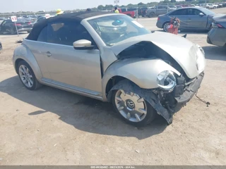 VOLKSWAGEN VOLKSWAGEN BEETLE 1.8T