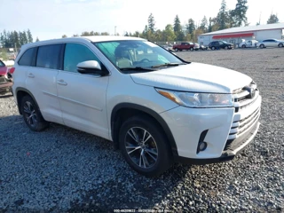 TOYOTA TOYOTA HIGHLANDER LE