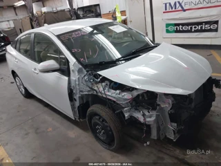 TOYOTA TOYOTA PRIUS LE