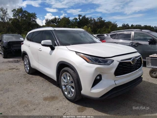 TOYOTA TOYOTA HIGHLANDER LIMITED
