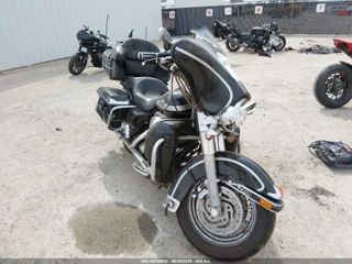HARLEY-DAVIDSON HARLEY-DAVIDSON FLHTCUI