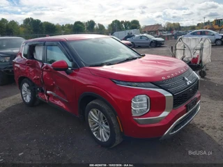 MITSUBISHI MITSUBISHI OUTLANDER ES 2.5 S-AWC