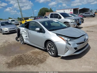 TOYOTA TOYOTA PRIUS THREE TOURING