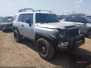 TOYOTA TOYOTA FJ CRUISER