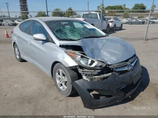 HYUNDAI HYUNDAI ELANTRA SE