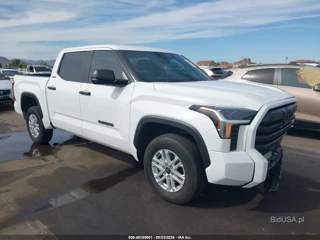 TOYOTA TOYOTA TUNDRA 4WD SR5