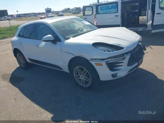 PORSCHE PORSCHE MACAN