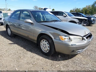TOYOTA TOYOTA CAMRY CE