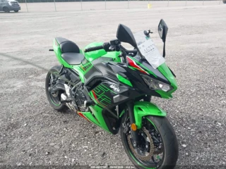 KAWASAKI KAWASAKI EX650 R