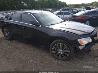 CHRYSLER CHRYSLER 300 S V8