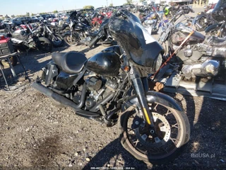 HARLEY-DAVIDSON HARLEY-DAVIDSON FLHXST