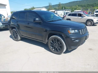 JEEP JEEP GRAND CHEROKEE LAREDO X 4X4