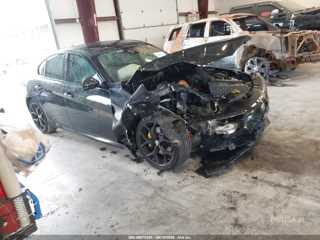 ALFA ROMEO ALFA ROMEO GIULIA TI AWD