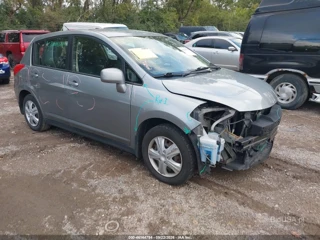 NISSAN NISSAN VERSA 1.8S
