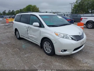 TOYOTA TOYOTA SIENNA XLE 8 PASSENGER