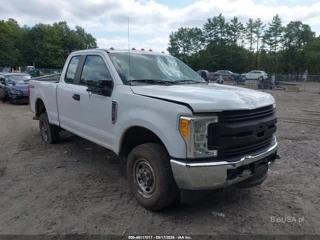 FORD FORD F-250 XL