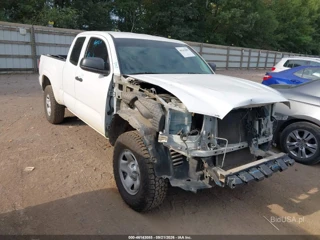 TOYOTA TOYOTA TACOMA SR