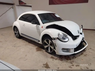 VOLKSWAGEN VOLKSWAGEN BEETLE COUPE 2.0T TURBO