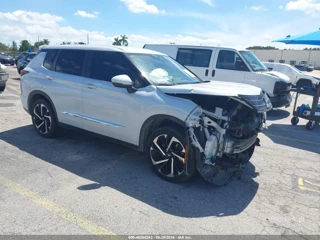 MITSUBISHI MITSUBISHI OUTLANDER ES 2.5 2WD