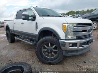 FORD FORD F-250 LARIAT