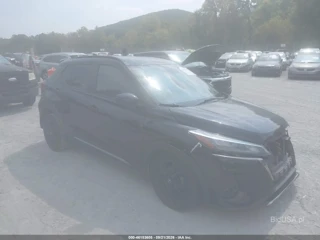NISSAN NISSAN KICKS SR XTRONIC CVT
