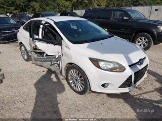 FORD FORD FOCUS TITANIUM
