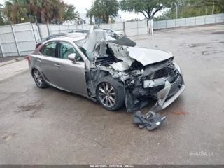 LEXUS LEXUS IS 200T