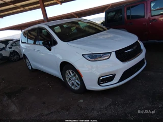 CHRYSLER CHRYSLER PACIFICA SELECT