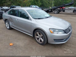 VOLKSWAGEN VOLKSWAGEN PASSAT 1.8T WOLFSBURG EDITION