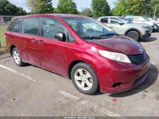 TOYOTA TOYOTA SIENNA BASE V6 7 PASSENGER