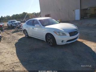 INFINITI INFINITI M37