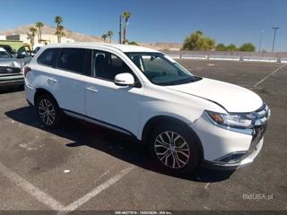 MITSUBISHI MITSUBISHI OUTLANDER SE