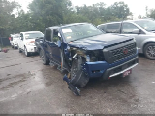 NISSAN NISSAN FRONTIER PRO-4X 4X4