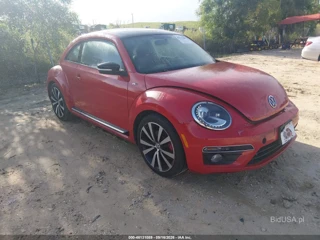 VOLKSWAGEN VOLKSWAGEN BEETLE 2.0T R-LINE
