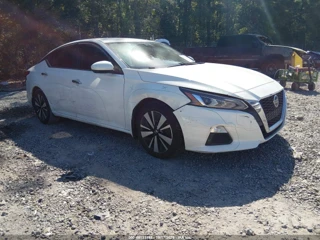NISSAN NISSAN ALTIMA SV FWD