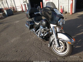 HARLEY-DAVIDSON HARLEY-DAVIDSON FLHTCUI